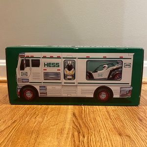 HESS 2018 RV with ATV and Motorbike